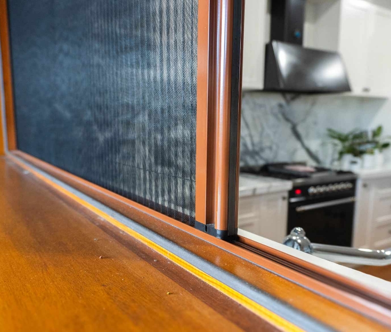 retractable insect screens-3